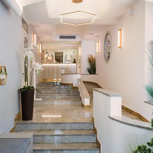https://hotel-marco-polo-lido-di-jesolo.hotelinveneto.com