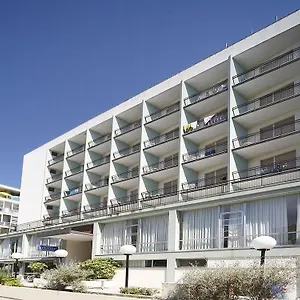 https://telstar.emilia-romagnahotels.net