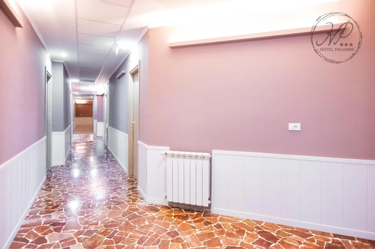 Hotel Paganini Florence 3*,  Italy